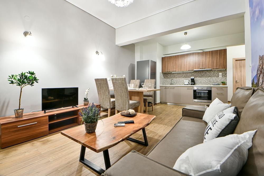 Serene N Modern Renovated Flat Atena Exterior foto