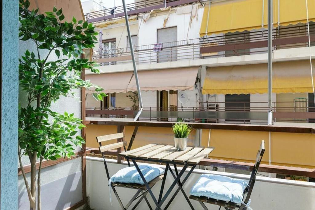 Serene N Modern Renovated Flat Atena Exterior foto